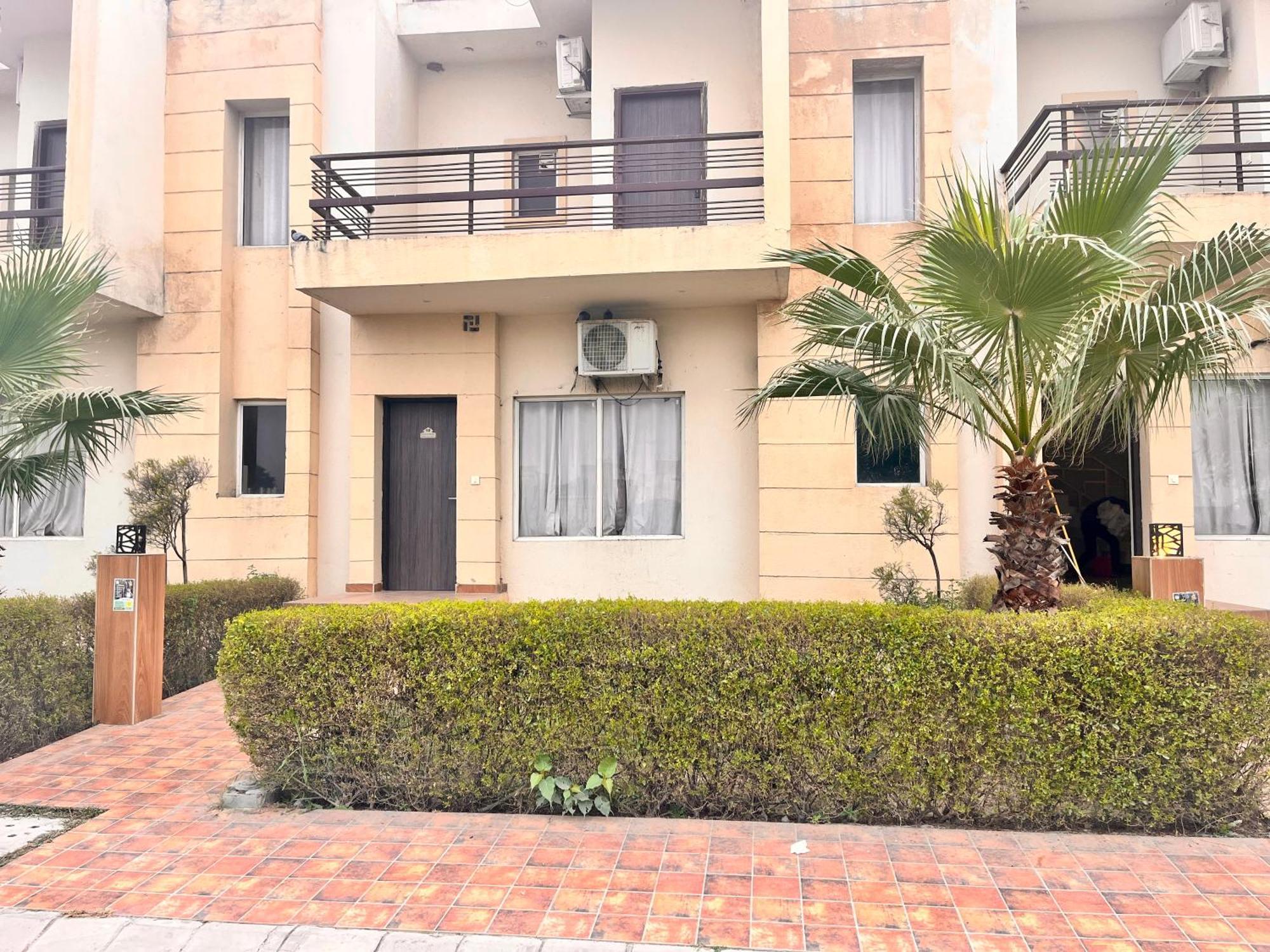 Pearl Grand Boutique Cottage In Omaxe Anandam Vrindavan - #Premium Ac Rooms With Balcony #Big Parking #Lift #Garden #Peaceful Area #Near Prem Mandir #Property Of The Year #Most Awarded Exteriér fotografie