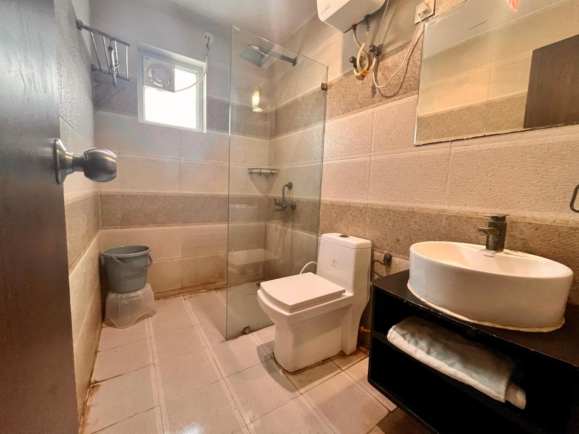 Pearl Grand Boutique Cottage In Omaxe Anandam Vrindavan - #Premium Ac Rooms With Balcony #Big Parking #Lift #Garden #Peaceful Area #Near Prem Mandir #Property Of The Year #Most Awarded Exteriér fotografie