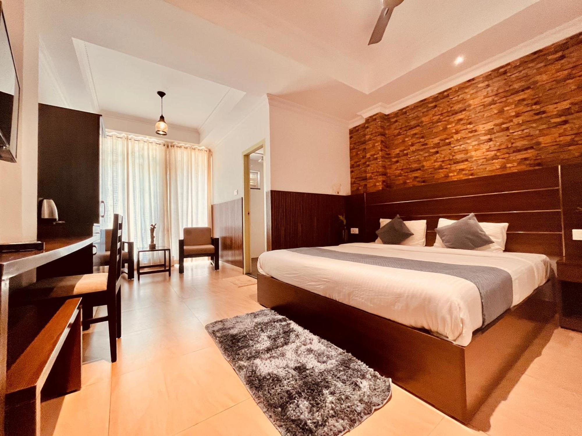 Pearl Grand Boutique Cottage In Omaxe Anandam Vrindavan - #Premium Ac Rooms With Balcony #Big Parking #Lift #Garden #Peaceful Area #Near Prem Mandir #Property Of The Year #Most Awarded Exteriér fotografie